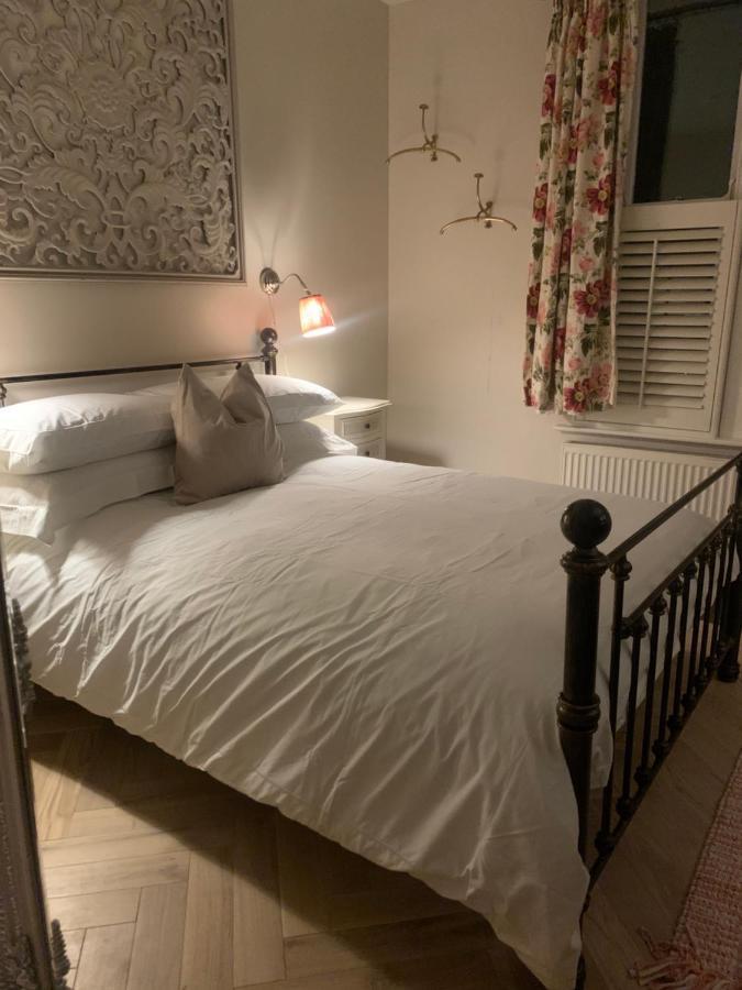 Private Apartment - 3 Bedrooms Χαρογκέιτ Εξωτερικό φωτογραφία