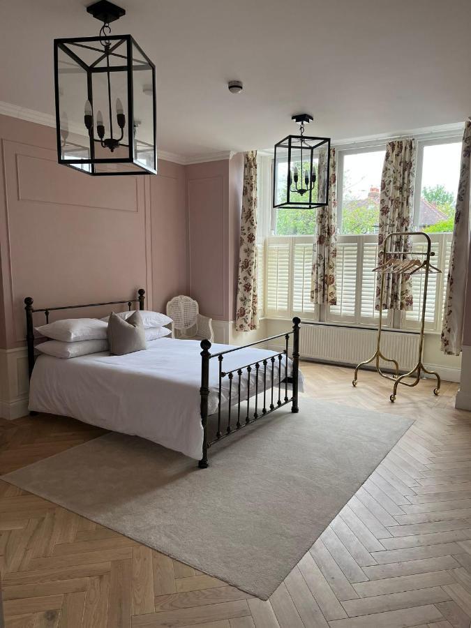 Private Apartment - 3 Bedrooms Χαρογκέιτ Εξωτερικό φωτογραφία